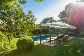 ★ Stunning Red Cottage with a Pool + Free Ⓟ ★ - Image 4