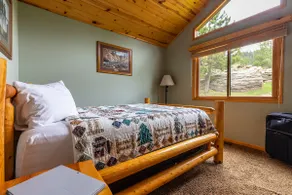 Executive Lodge at Premier Resort w/ Hot Tub! - Image 4