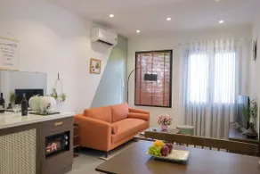 DLX 2 BR APT W/ ROOFTOP POOL 10 MINS WALK TO TOWN - Image 3
