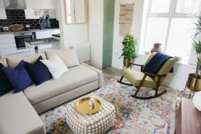 The Isley Apartment. Modern Charm in Shanklin - Image 4