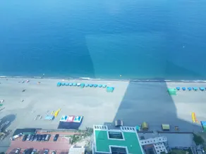 This is a 59 pyeong full-option residence right in front of Ulsan Mongdol Beach. Enjoy a stunning ocean view at our home. - Image 3