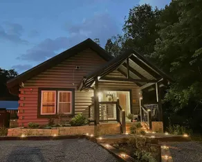 Smoky Mountain Fall Escape • Sleeps 4 • Hot Tub - Image 2