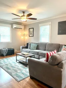 Family Friendly City Oasis! 2 Free Parking Spots! - Image 3