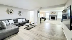 $0 Fees-Modern Home; Easy to Downtown/Scenic Trail - Image 5