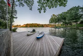 Lakefront Home Serenity Cove on Lake Loch Lomond. - Image 2