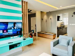 BRAND NEW ULTRA-MODERN SEAVIEW APARTMENT IN OMR! - Image 5