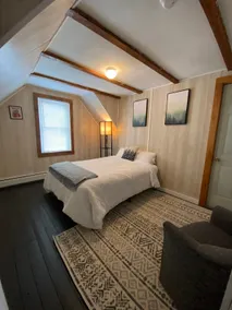 Cozy 3-Bedroom ADK Guide’s House in Village - Image 3
