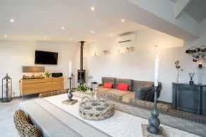SO'HOME, Maison-Loft avec Jardin Downtown - Image 4