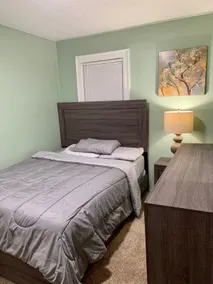 Private 2BR Unit-Free Airport Pickup from DTW! - Image 4