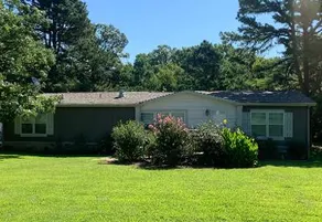 ”Rock Creek Retreat” Beautiful Country Charmer! - Image 2