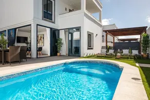 Villa Palmera: Jacuzzi and heated pool - Image 2
