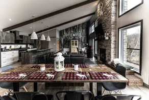 Beautiful 3000 sq. ft. chalet, navigable lake - Image 4