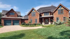 Secluded Luxury Home w/ Amazing Mountainous Views - Image 2