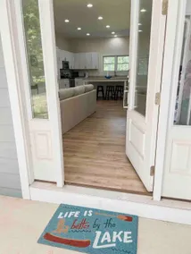 Lake Anna Home-lake access/boat slip/hot tub - Image 3