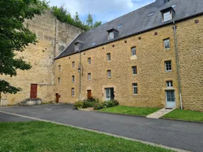 2 bedroom apartment at the foot of the castle – parking - Image 2