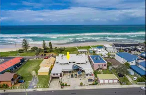 Lennox Head Waves Beachfront Penthouse - Image 2