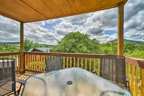Mountainview upscale 2 story home - Image 3