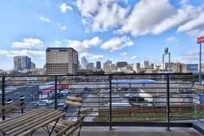 Bright + Stylish Downtown Loft | East 6th Street - Image 2