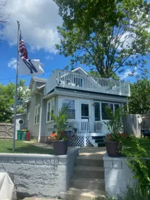 Corner Lakefront Property - Image 3
