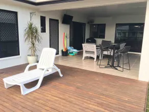 Tropical holiday home with a pool - Image 5