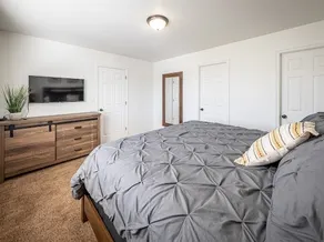 Private 3-Bedroom home in the heart of Logan. - Image 4