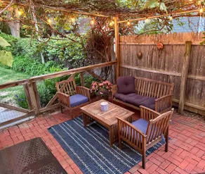 Cute and Cozy Burlington Bungalow-Pet Friendly - Image 5