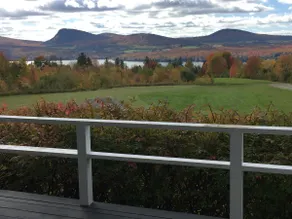 Relax and Enjoy Lake Willoughby Views - Image 5
