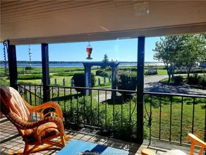 Oceanfront ”Funky” resort with pool! One of a kind - Image 5