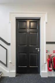 Diamond House Apartments - Image 2