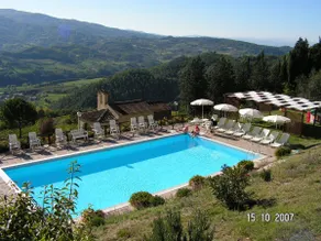 Superior apartment with valley and forest views - Image 3