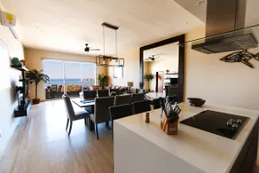 5 Star Condo - 3rd Floor Arch & Ocean View - Image 4