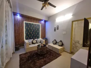 5. Ideal luxury Stay A.C. (1BHK) 500 sq feet - Image 2