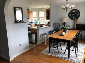 Annapolis-4 Bed 3 Bath, 2 blocks from Stadium. - Image 4