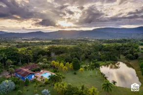 ¡Private TopSpot® with Fishing Lake in Tocaima! - Image 4