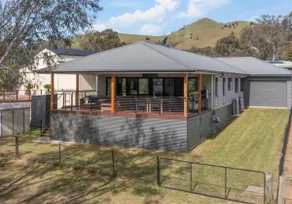 a little piece of paradise at Bonnie Doon - Image 2