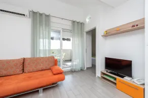 Villa Olympia - Orange Sky - Image 3