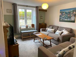 Beautiful Devon Period Cottage 5 min walk to beach - Image 2