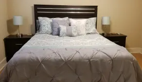 Relaxing home in SouthEnd Area! Pets are welcomed! - Image 3