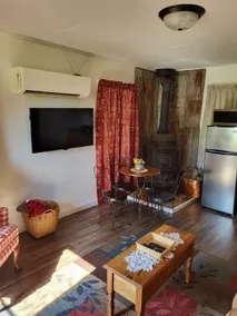 Sunflower Cabin - Image 2