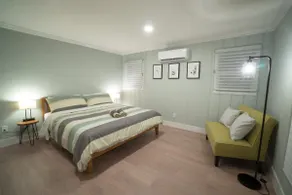 Private Unit, Bath, Kitchen, & King Bed - DM-A - Image 4