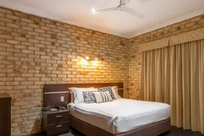 2 Bedroom Fully Self-Contained Apartment - Image 5