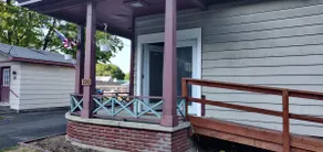 Village Living, Steps From the State Park Gorge - Image 3