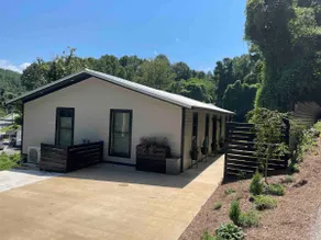 Luxury Country Escape w/ No hassle check out! - Image 4