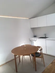 Lakeview retreat close to city center - Image 2