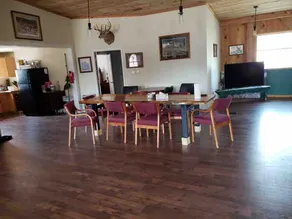 Fun lodge in Central South Dakota with 8 bedrooms. - Image 2