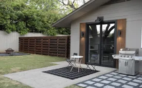 peaceful + modern escape - Image 5