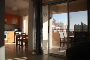 Makenzie Sea View 2-Bedroom - Image 2