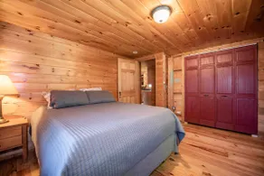 Off-Grid Cabin | Peaceful | Peakaboo Mountain View - Image 4