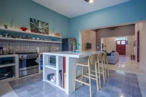 Casa Reynaldo, Chembech, Bright airy colonial home - Image 4