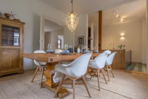 Spacious apartment in historic rooms - Image 3